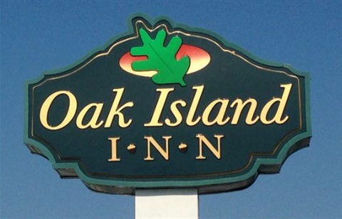 Oak-Island-Inn.jpg